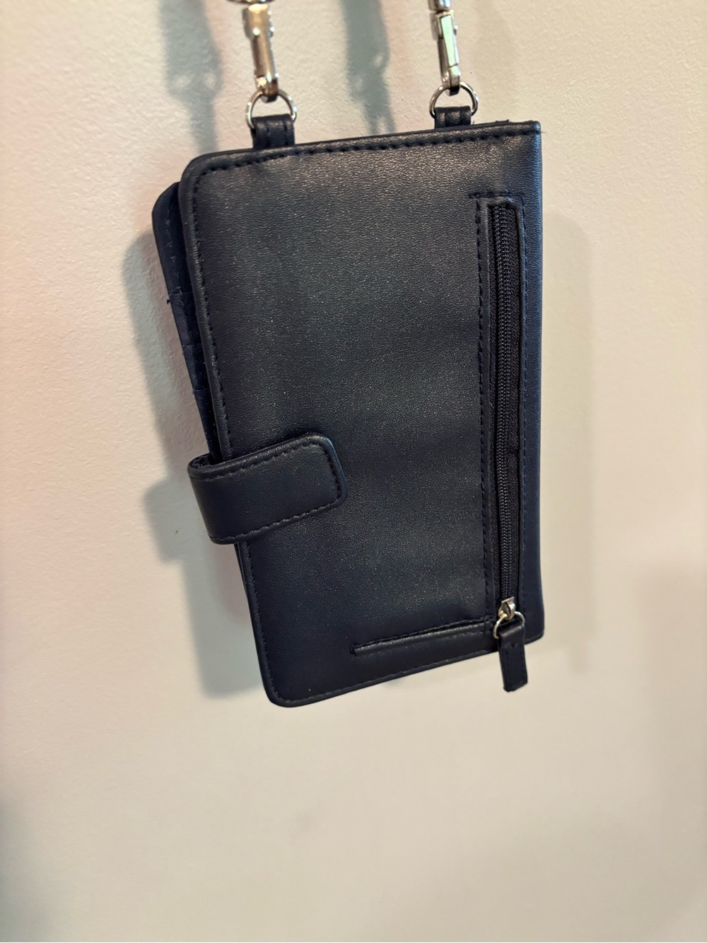 Nautica Navy Embossed Crossbody Phone Pouch with Metal Logo - Picture 2 of 4